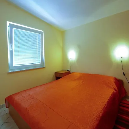 Apartament By The Sea - 18140 Vir