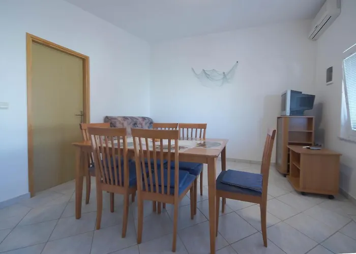 Apartament By The Sea - 18140 Vir