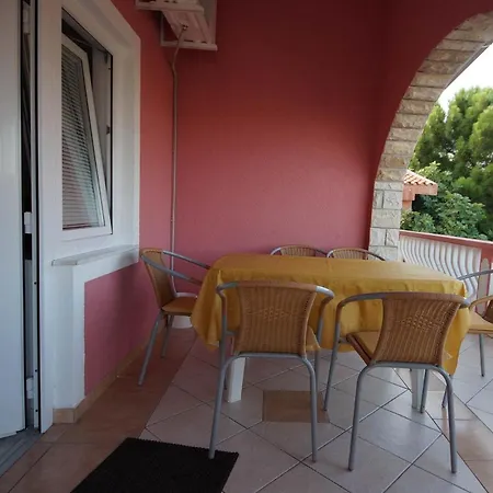 By The Sea - 18140 Apartment Vir